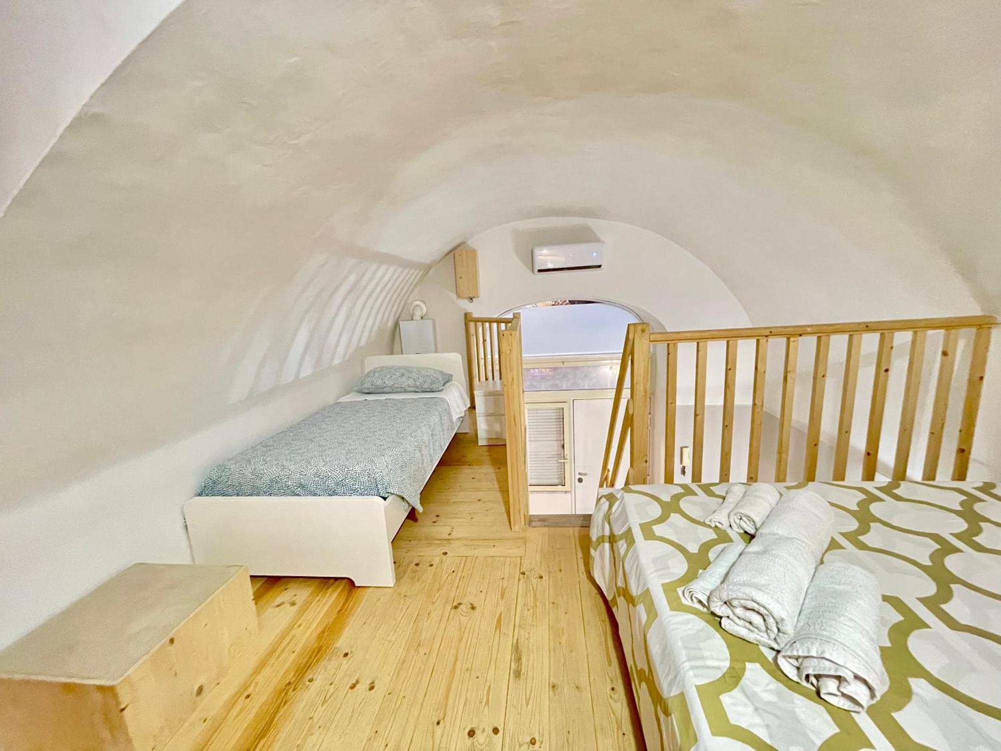 Loft Munira Apartment Naples Luaran gambar